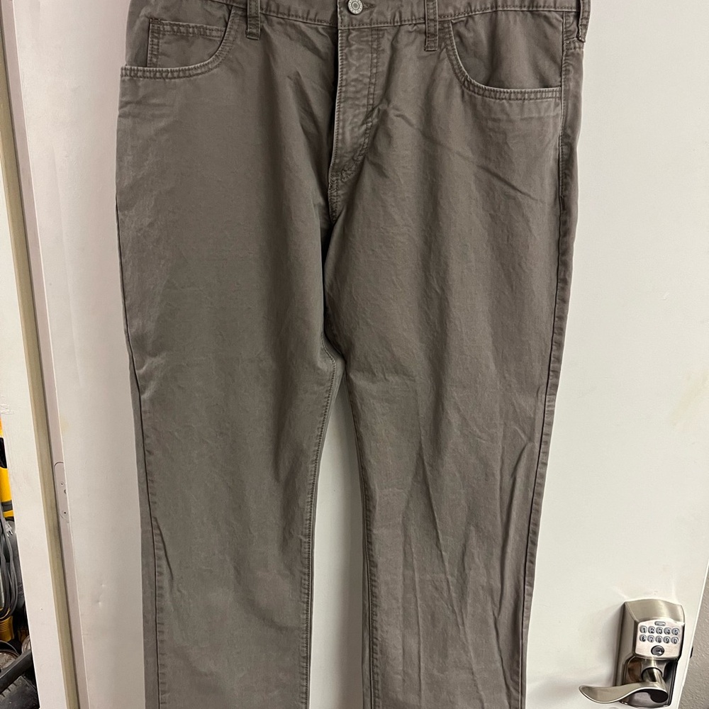 Old Navy Khakis